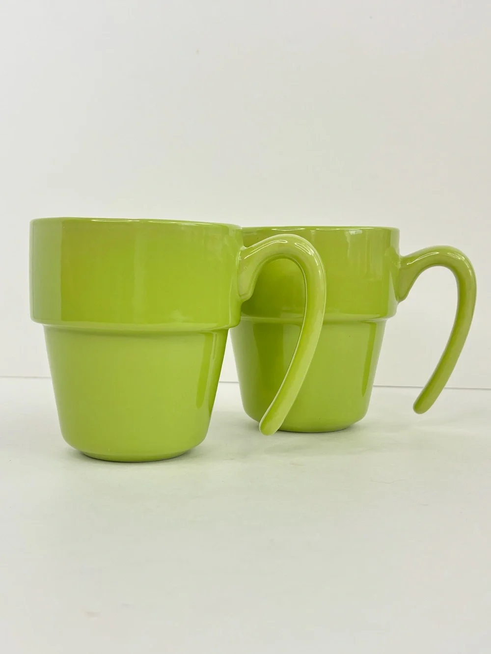 Royal Norfolk Light Avocado Green Ergonomic Stackable Ceramic Coffee Mugs Set-2